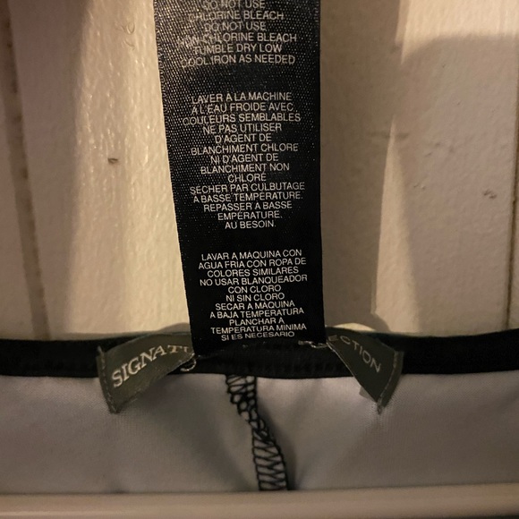 Avon Signature Collection Rouched Dress - Picture 4 of 4